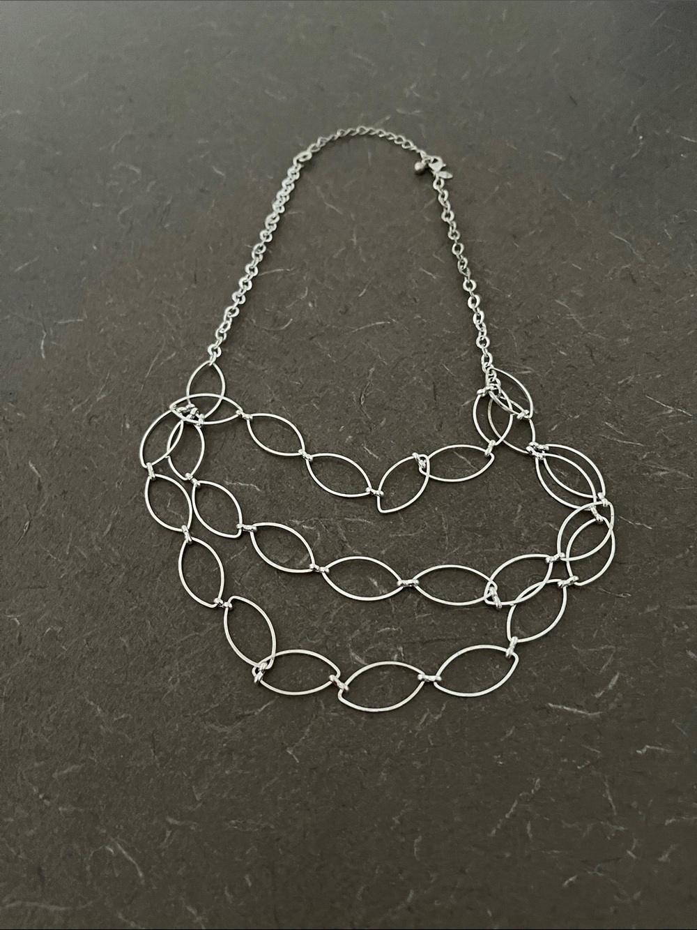 L👀K Avon Elegant Silver-Tone Multi-Layer Link Necklace